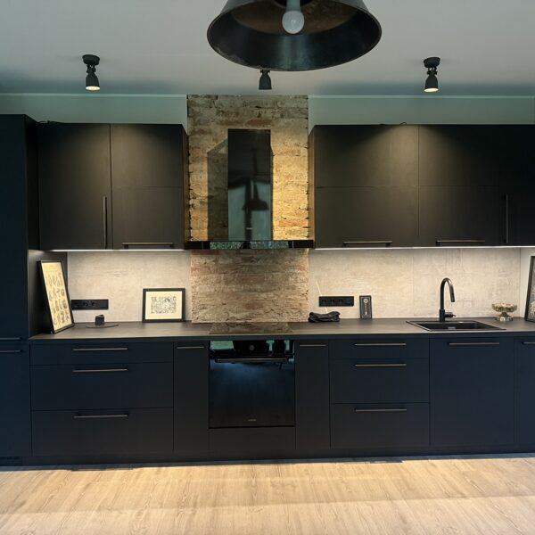 Mēbeļu izgatavošana